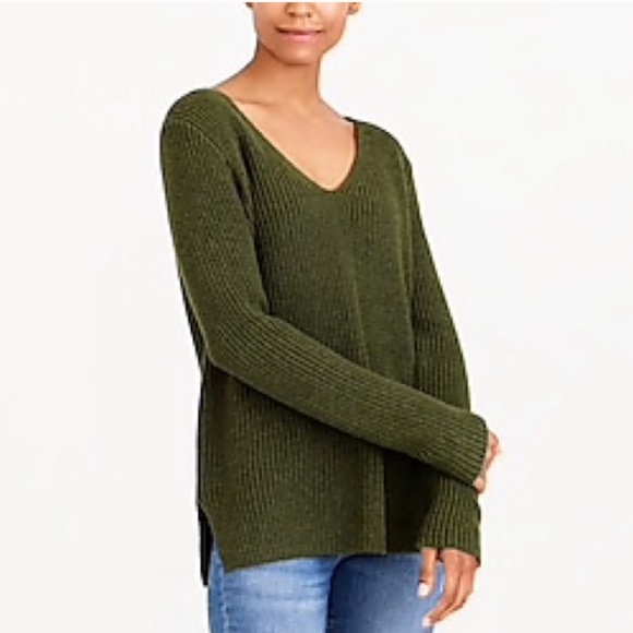 J. Crew Olive Green V-Neck Pullover Sweater - Picture 1 of 9